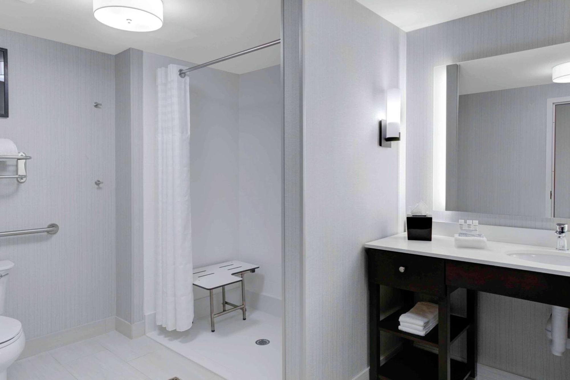 Homewood Suites By Hilton Lansing Eastwood Ngoại thất bức ảnh