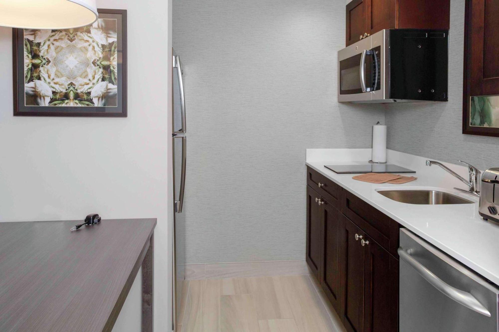 Homewood Suites By Hilton Lansing Eastwood Ngoại thất bức ảnh
