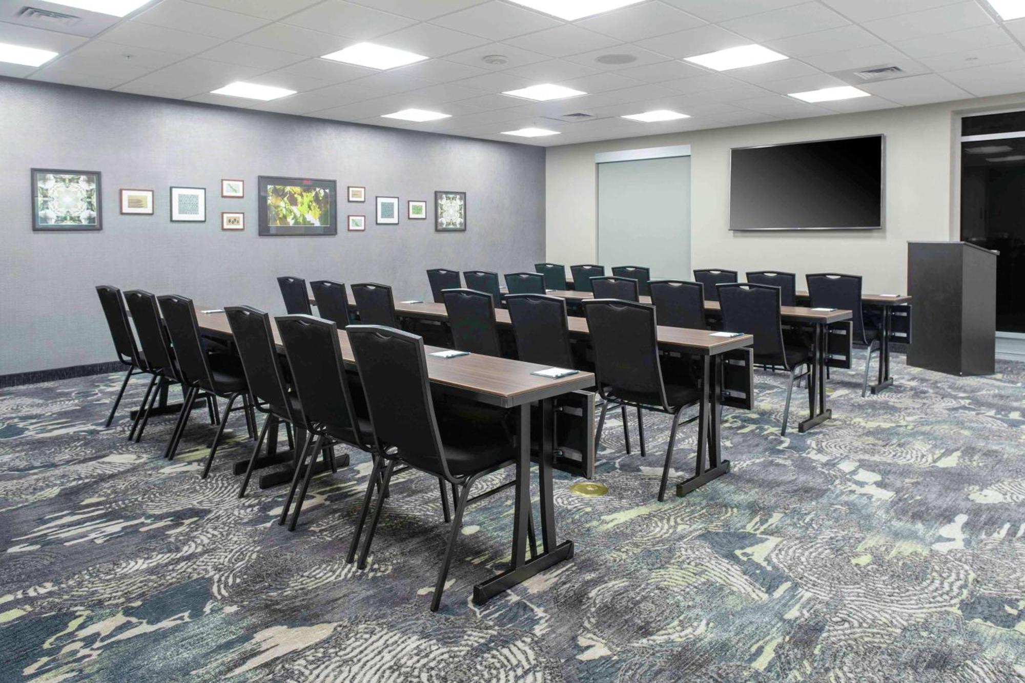 Homewood Suites By Hilton Lansing Eastwood Ngoại thất bức ảnh